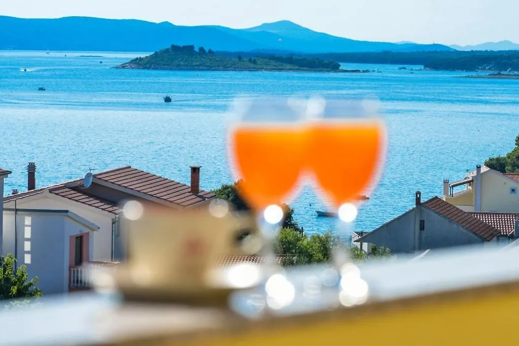 Apartment In Drage With Sea Views, Balcony, Air Conditioning, Wifi 566-1 Croatia